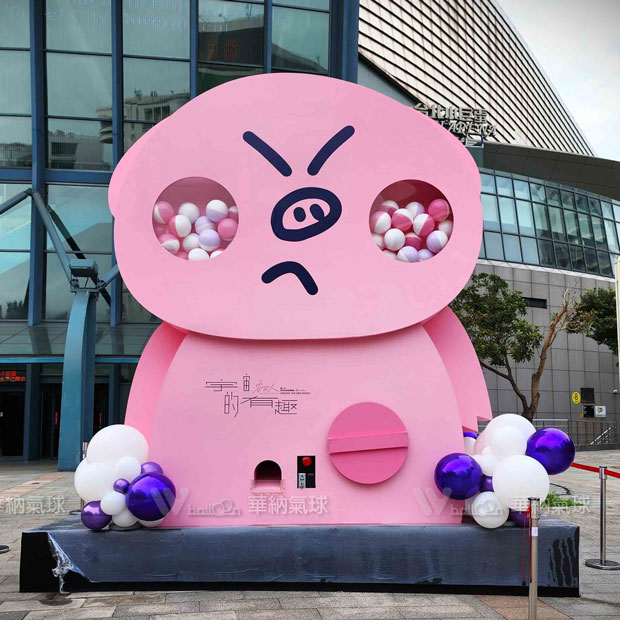 告五人巨型扭蛋機-木作版